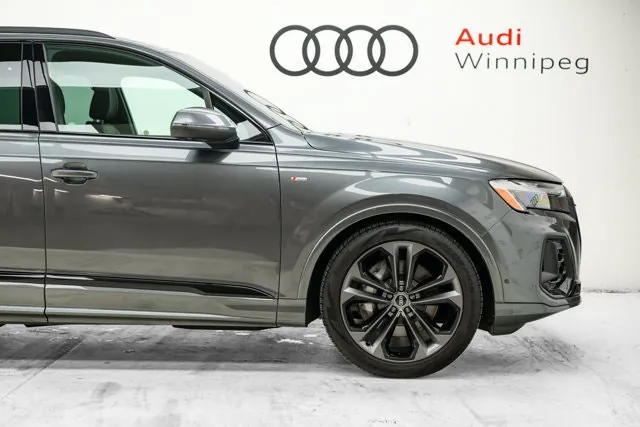 Audi Q7 2025 photo 5