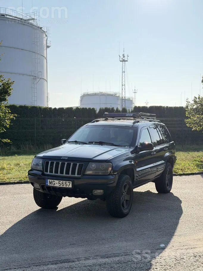 Jeep Grand Cherokee 2004 photo 2