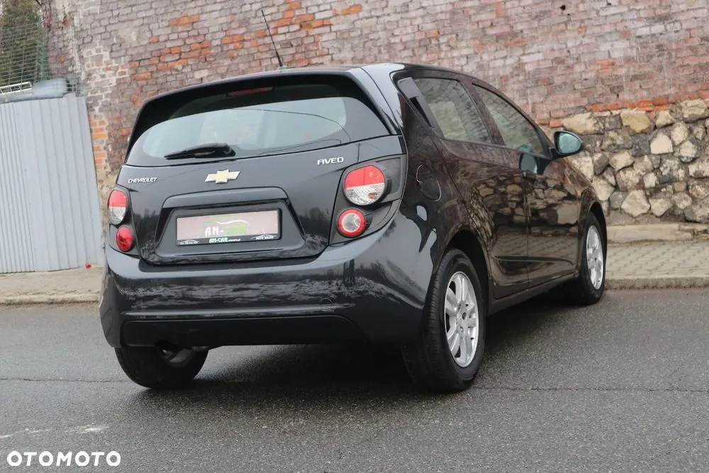 Chevrolet Aveo 2011 photo 5