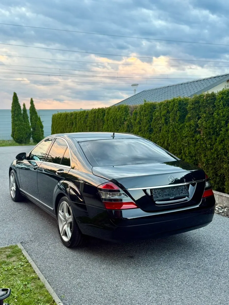 Mercedes-Benz S-Class 2008 photo 2