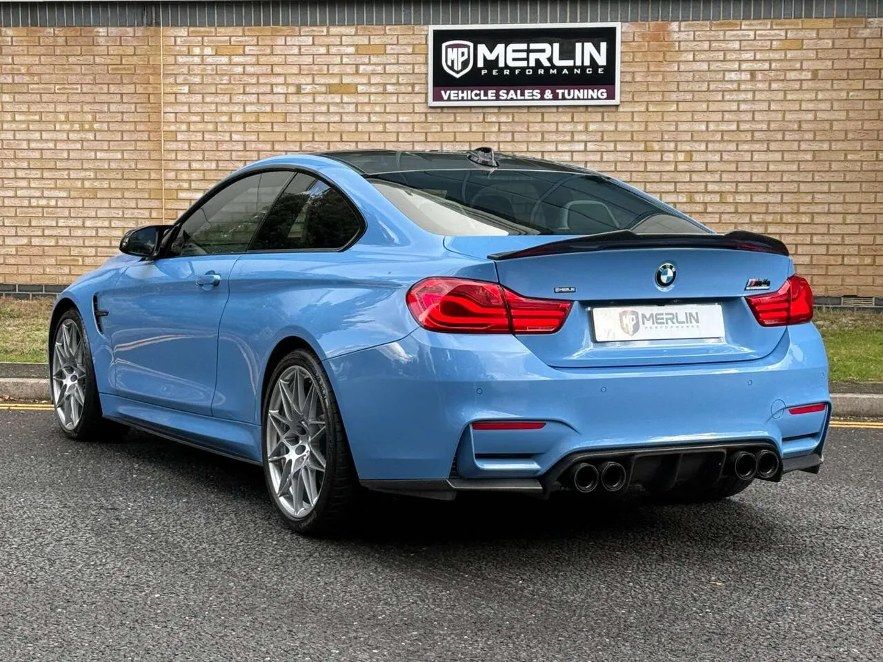 BMW M4 2018 photo 4