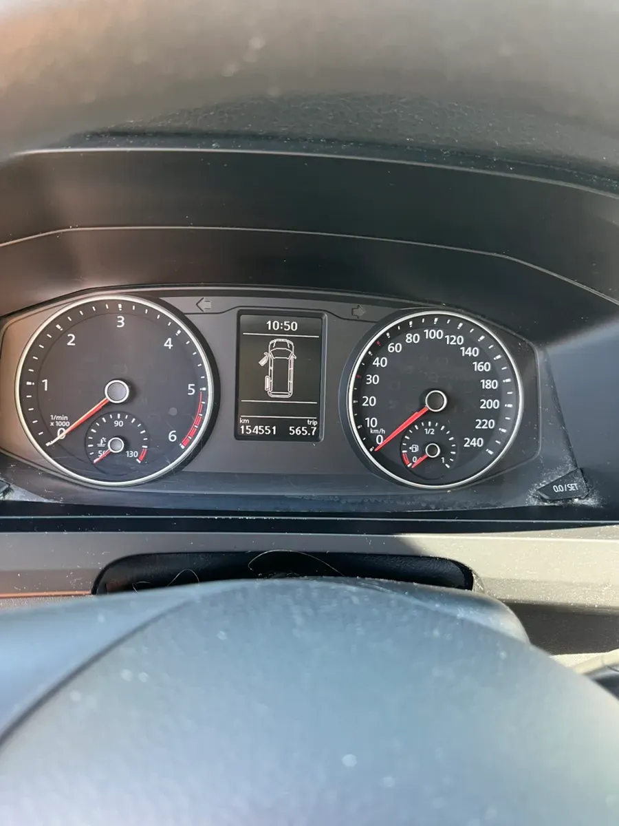 Volkswagen T6 2017 photo 2