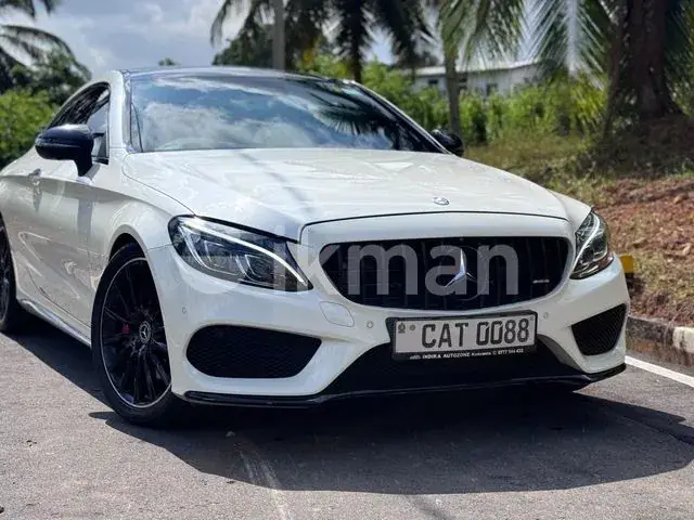 Mercedes-Benz C300