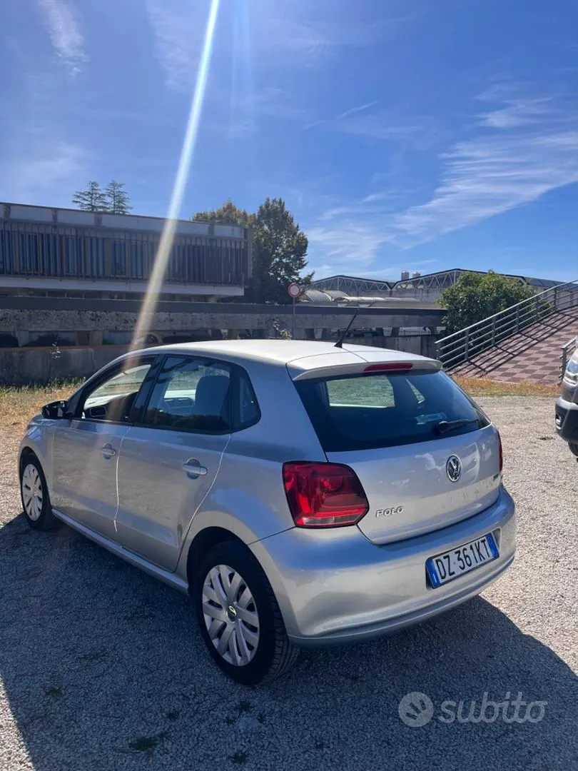 Volkswagen Polo 2010 photo 5
