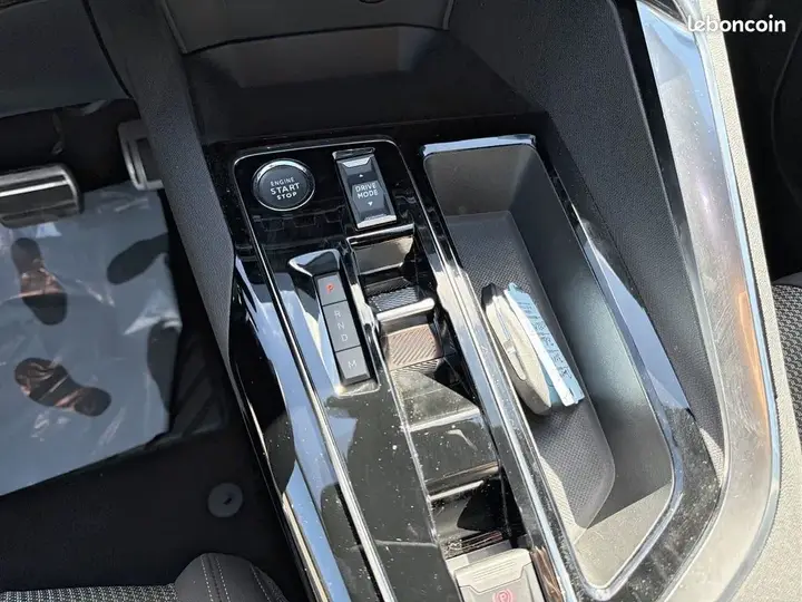 Peugeot 3008 2023 photo 5