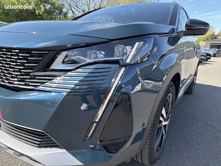Peugeot 3008 2023 photo 3