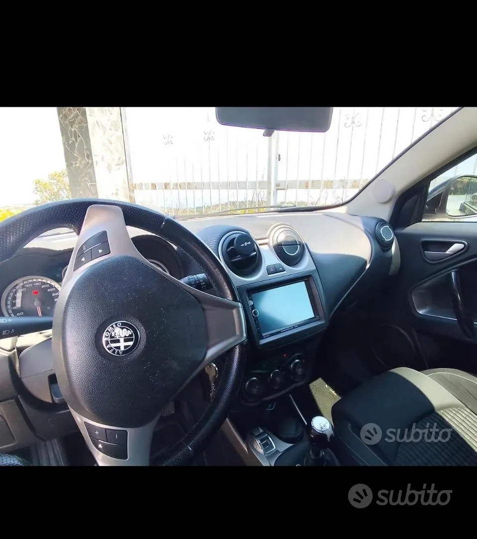 Alfa Romeo Mito 2010 photo 4