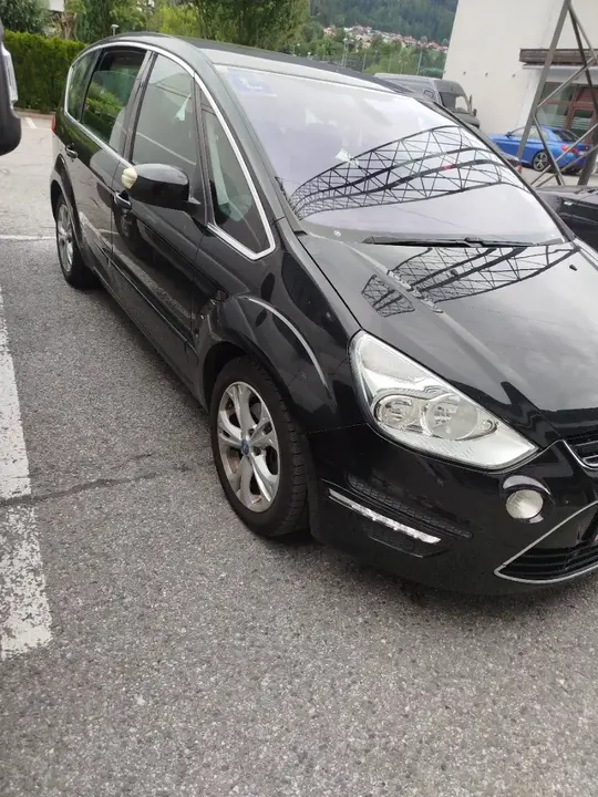 Ford S-Max 2010 photo 3