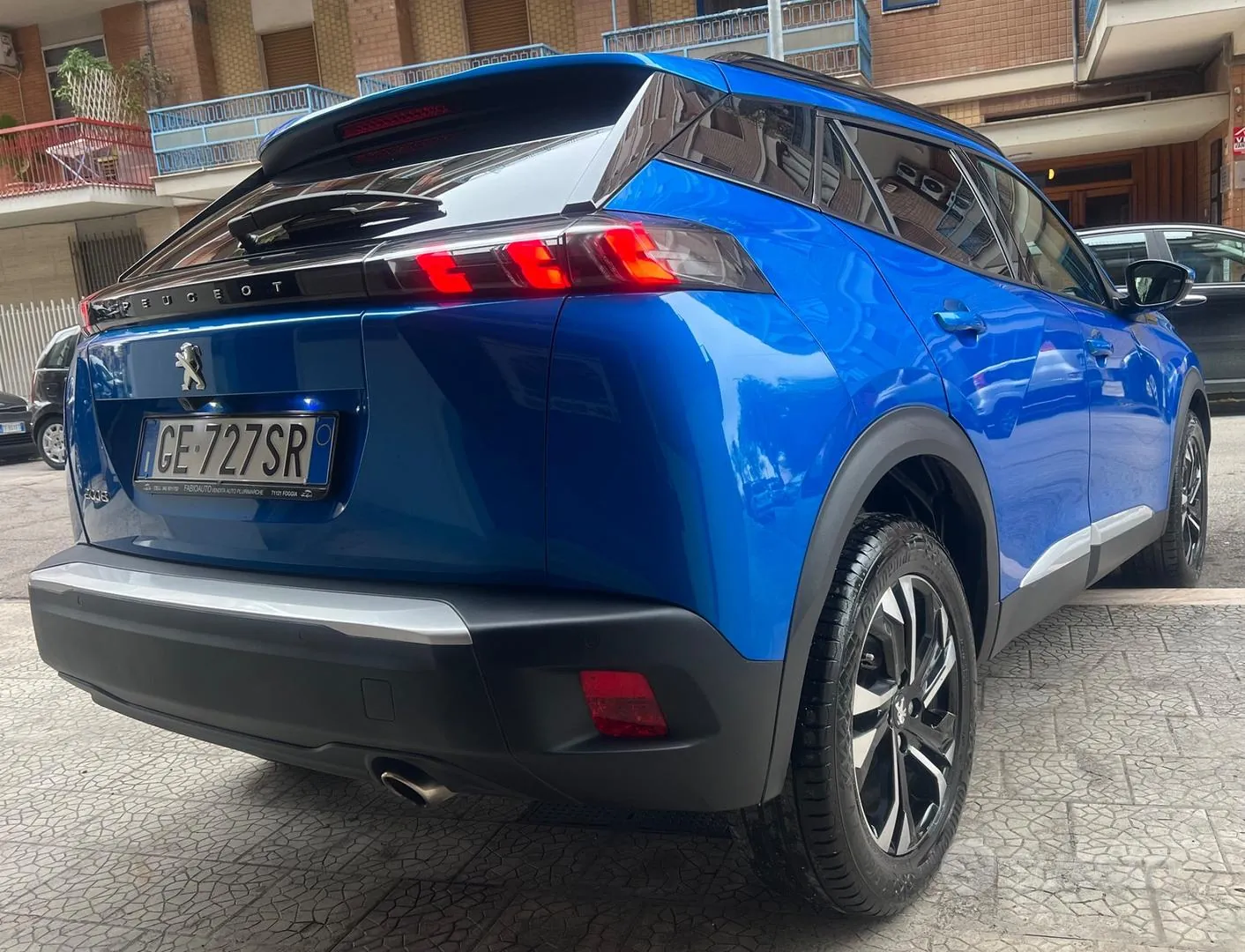Peugeot 2008 2021 photo 3