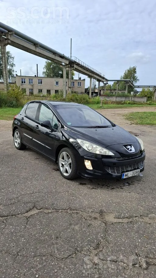 Peugeot 308 2008 photo 2