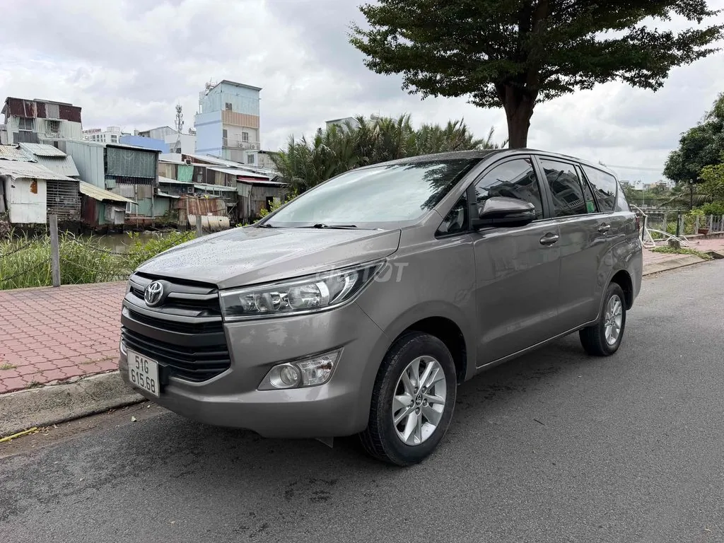 Toyota Innova 2018 photo 5