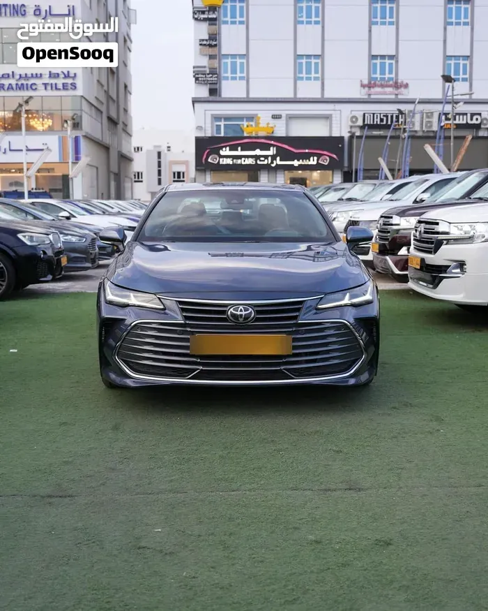 Toyota Avalon 2019 photo 2