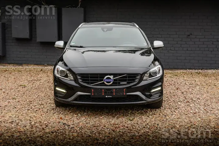 Volvo V60 2014 photo 2