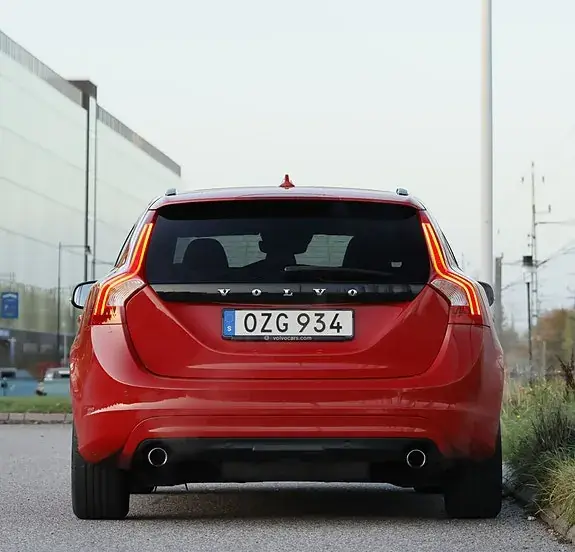 Volvo V60 2018 photo 4
