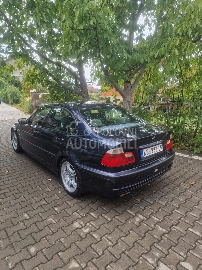 BMW 323 2000 photo 4