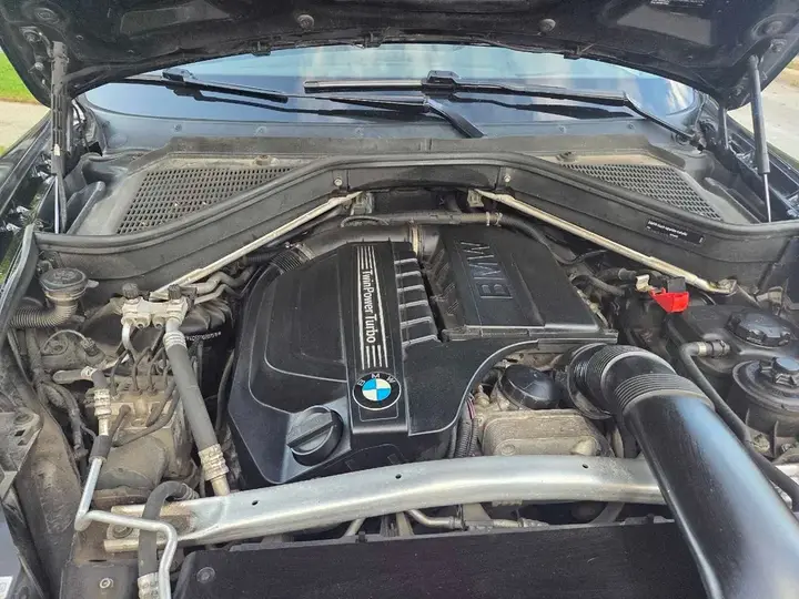 BMW X5 2013 photo 2
