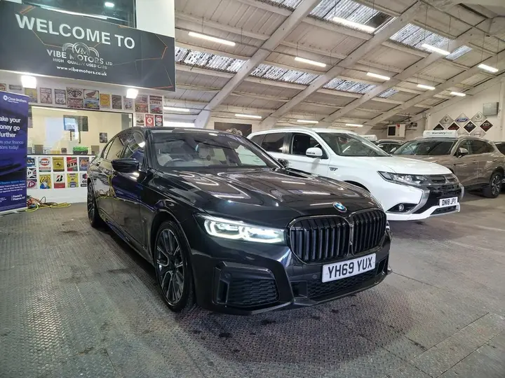 BMW 7 Series 2019 photo 5