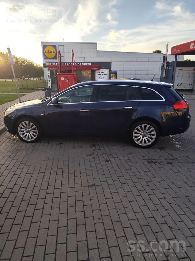 Opel Insignia 2011 photo 4