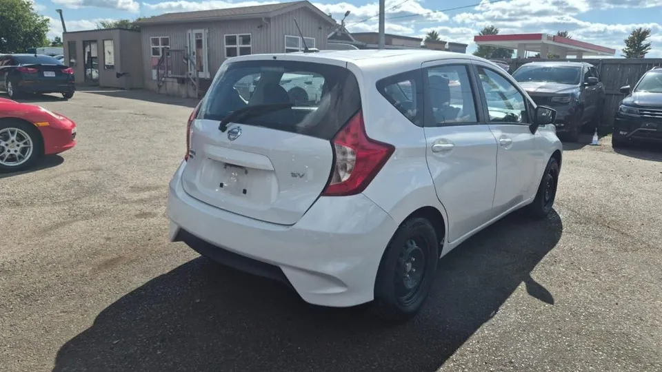 Nissan Versa Note 2017 photo 5