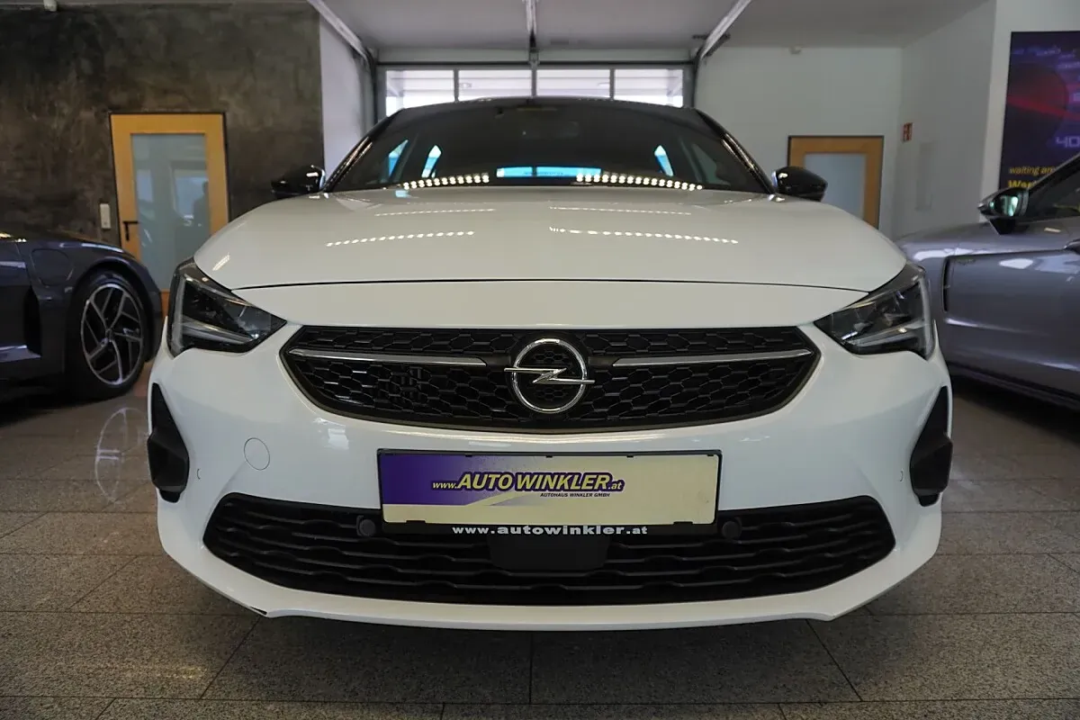 Opel Corsa 2023 photo 2