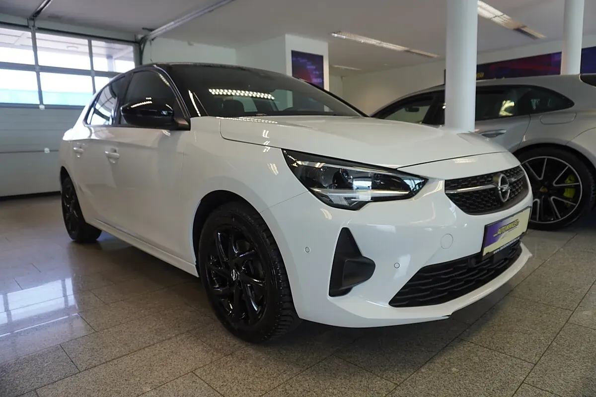 Opel Corsa 2023 photo 3