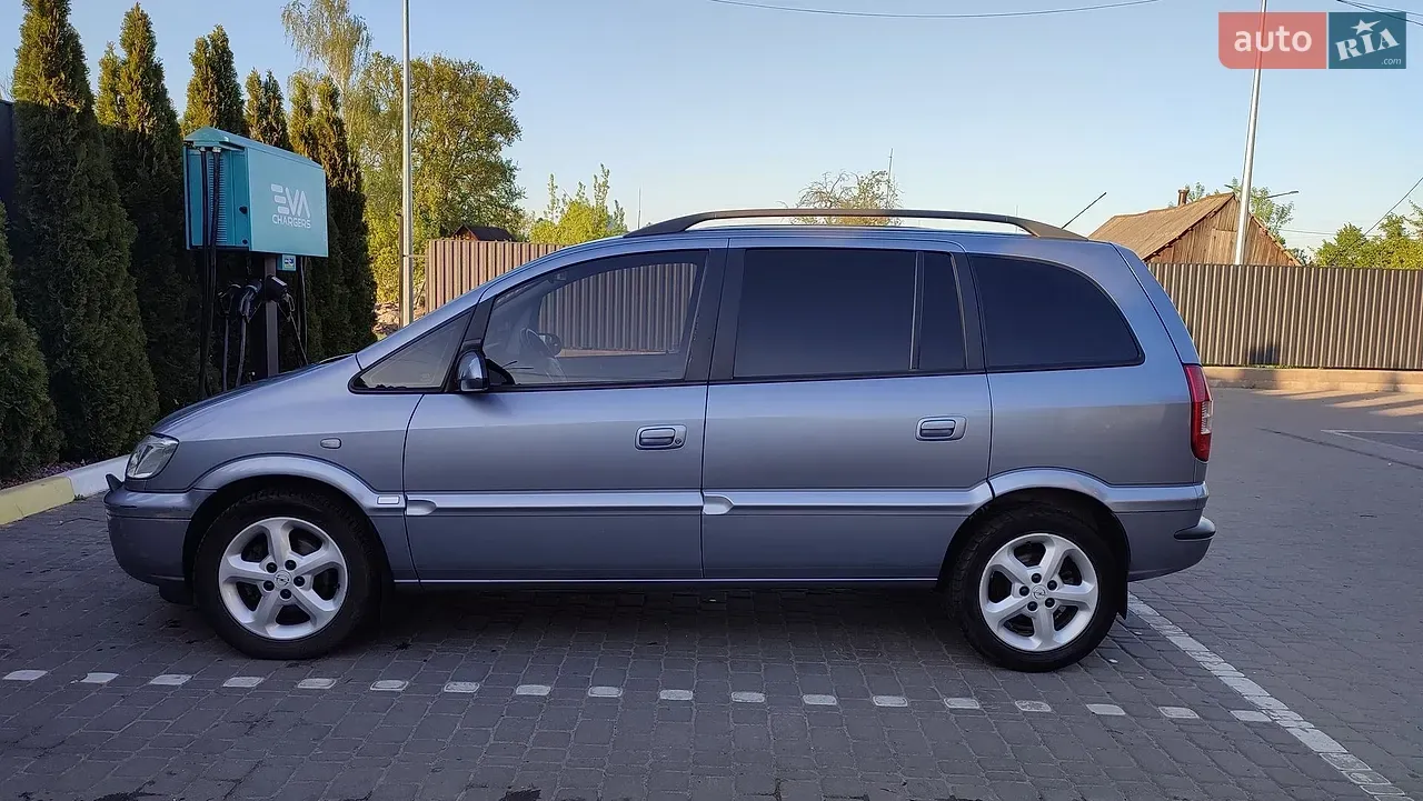 Opel Zafira 2004 photo 3