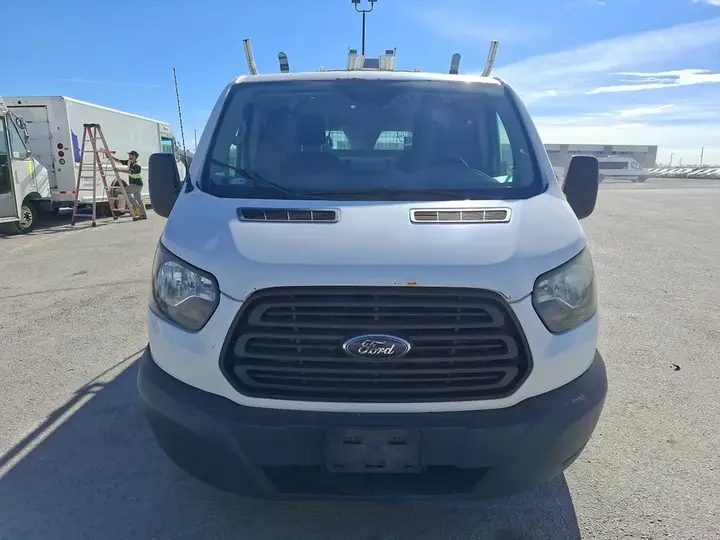 Ford Transit 2016 photo 2