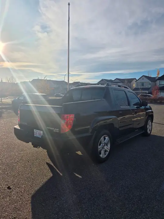 Honda Ridgeline 2010 photo 2