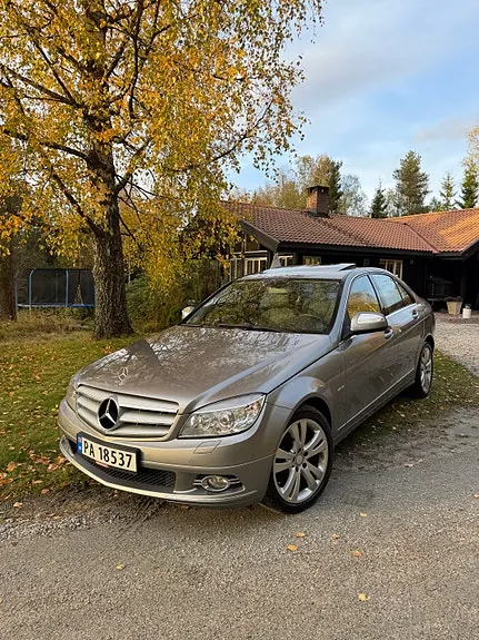 Mercedes-Benz C220 D
