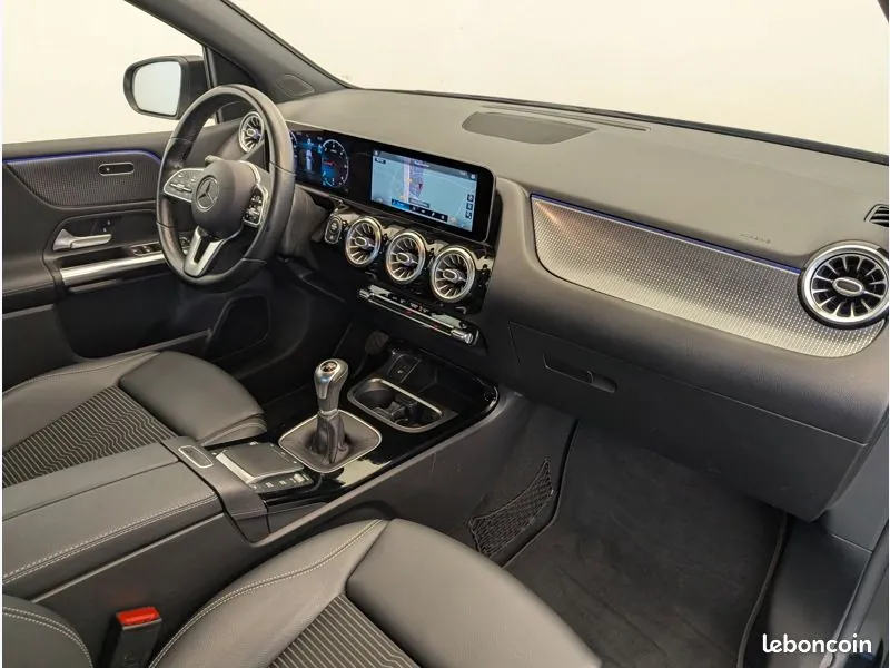 Mercedes-Benz B-Class 2020 photo 4