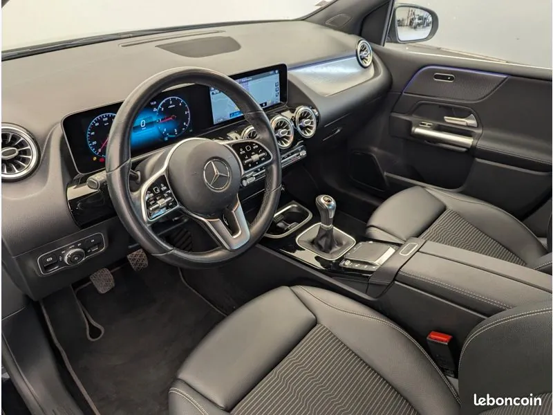 Mercedes-Benz B-Class 2020 photo 3