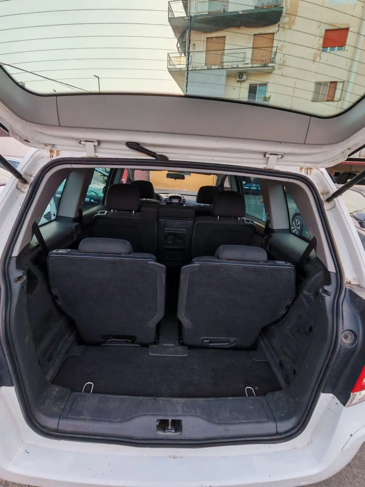 Opel Zafira 2012 photo 5