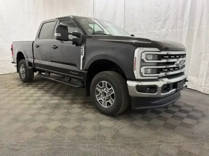 Ford F-350 Super Duty 2026 photo 2