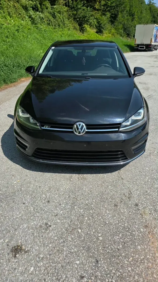 Volkswagen Golf 2015 photo 2