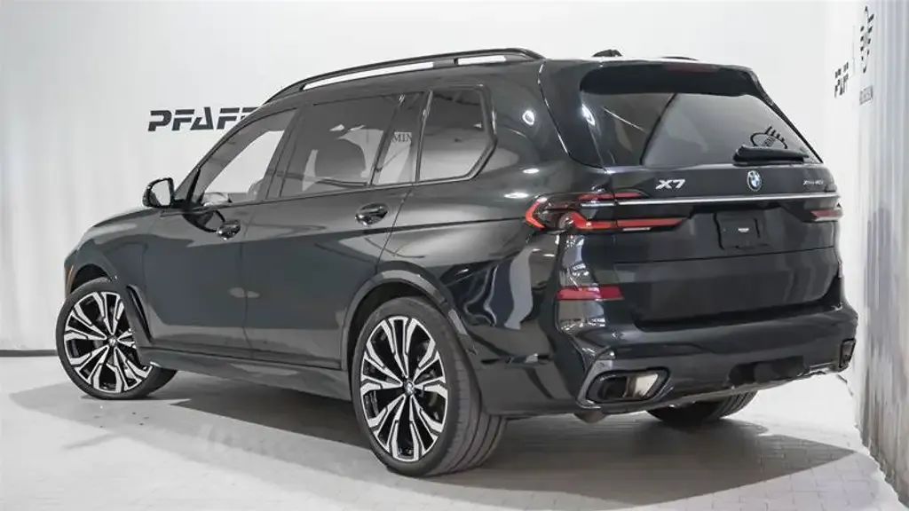BMW X7 2023 photo 4