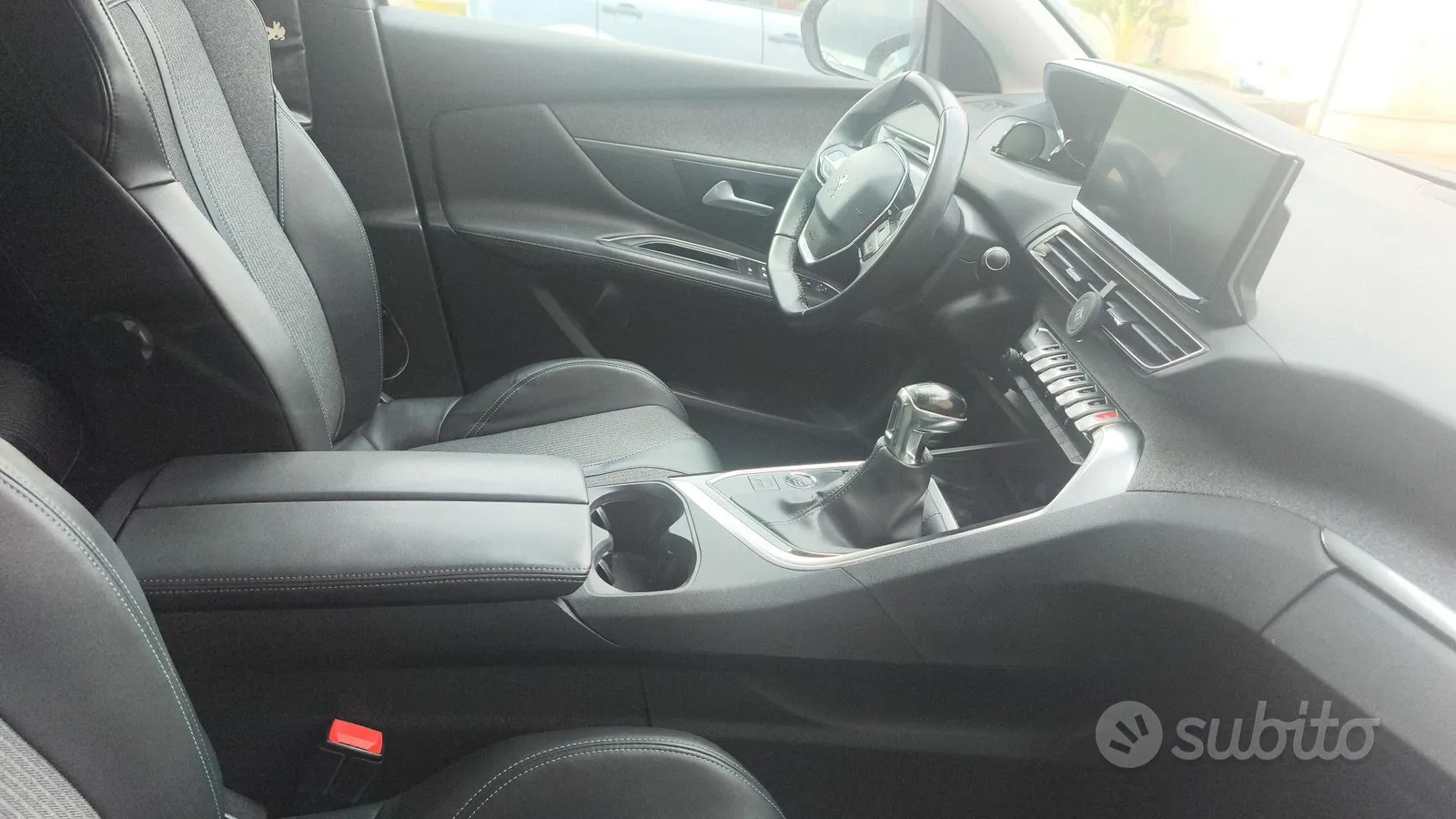 Peugeot 3008 2021 photo 2