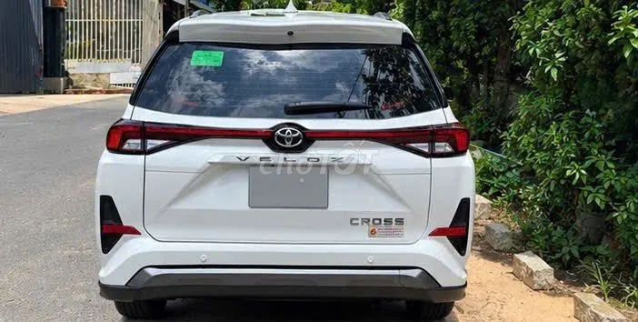 Toyota Veloz Cross