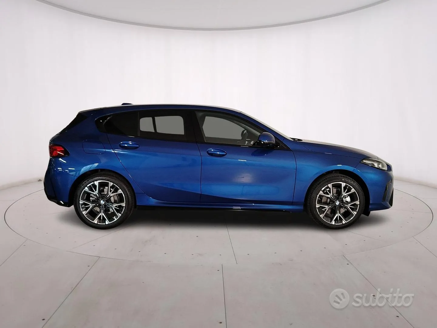 BMW 1 Series 2026 photo 4