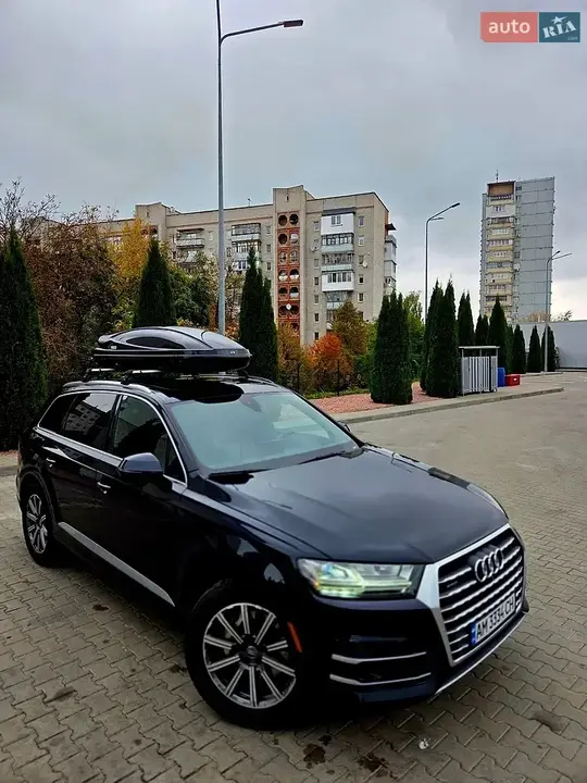 Audi Q7 2016 photo 2