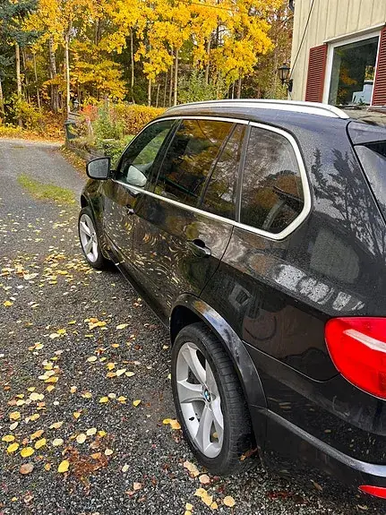 BMW X5 2009 photo 2