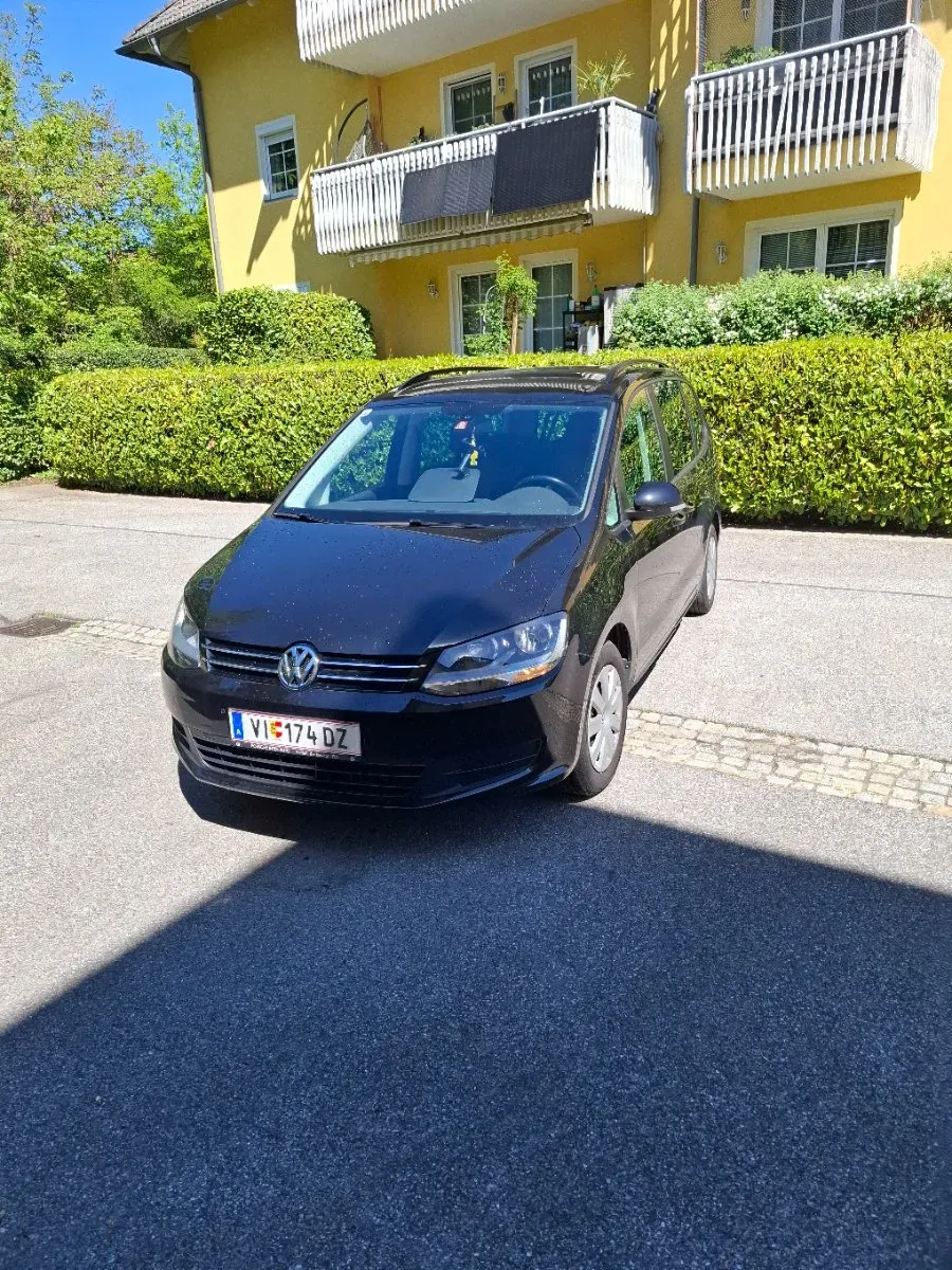 Volkswagen Sharan 2012 photo 3