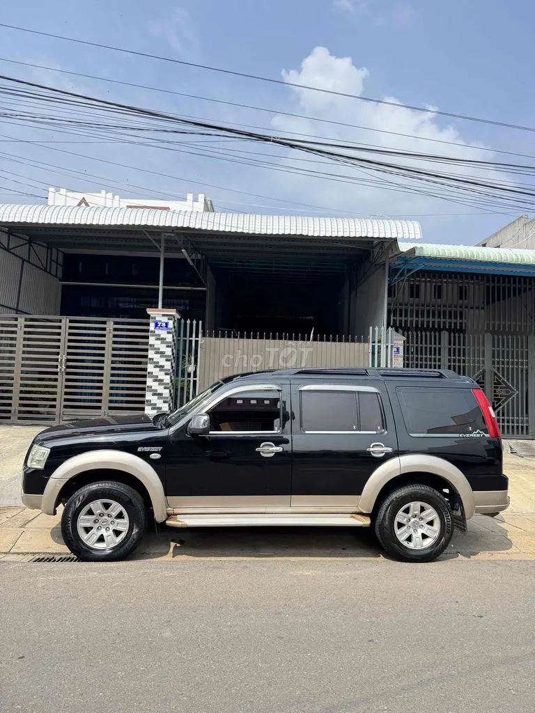 Ford Everest 2008 photo 4
