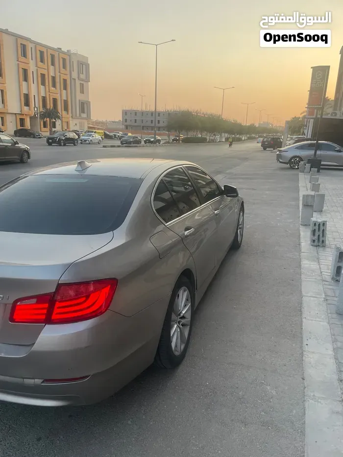 BMW 530I 2013 photo 3