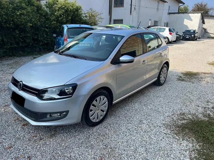 Volkswagen Polo 2012 photo 3