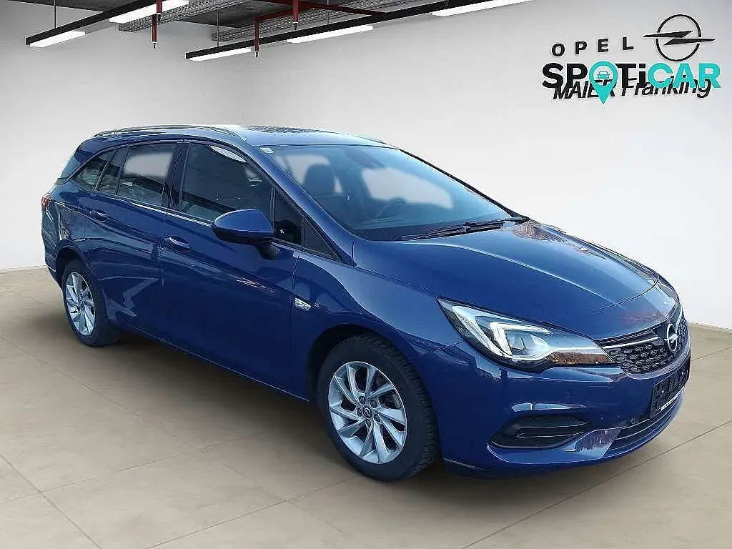 Opel Astra 2020 photo 2
