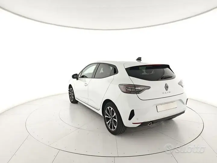 Renault Clio 2025 photo 3