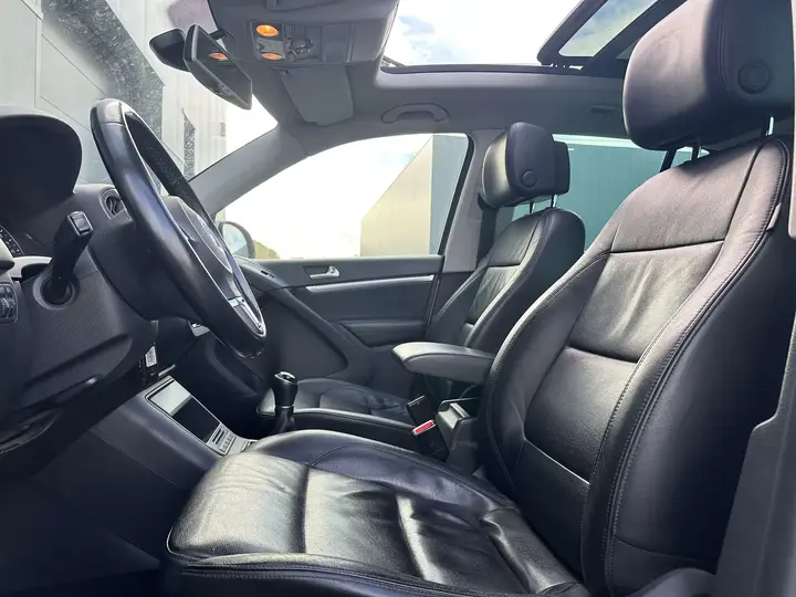 Volkswagen Tiguan 2012 photo 4