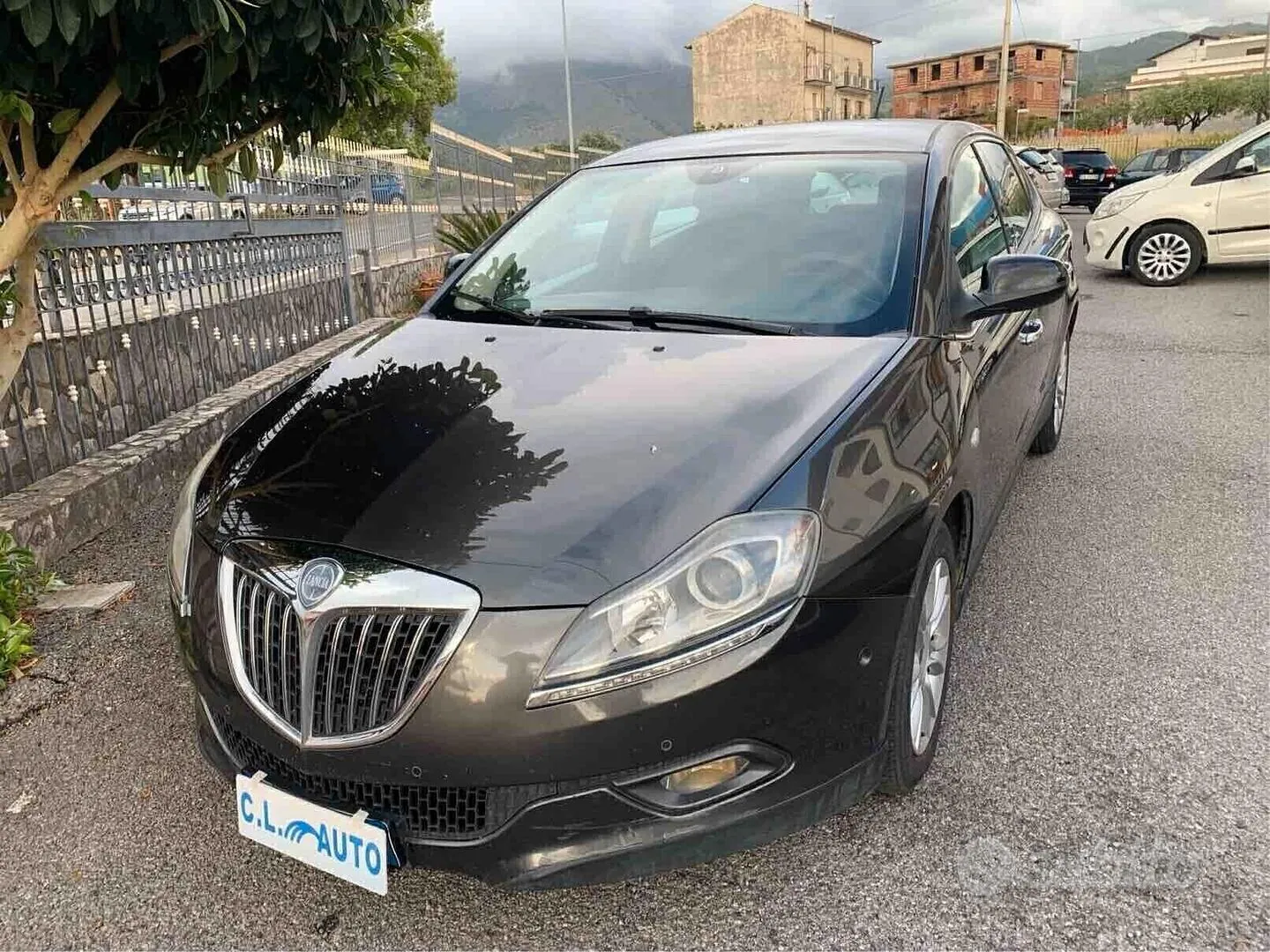 Lancia Delta 2010 photo 2