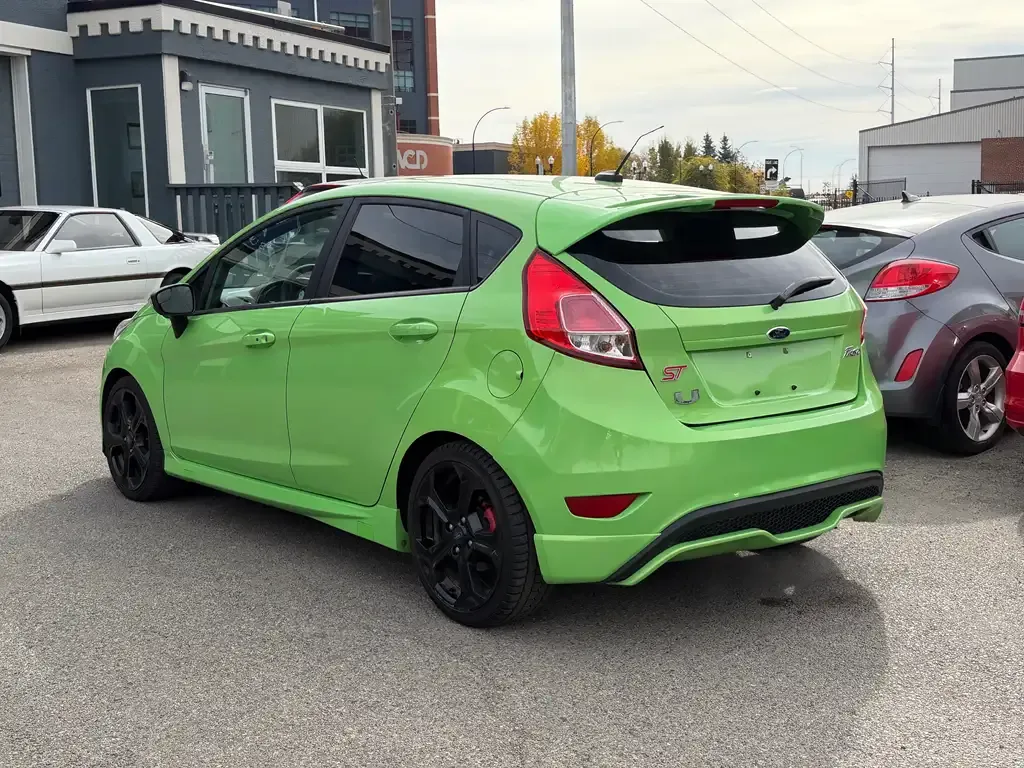 Ford Fiesta 2015 photo 4
