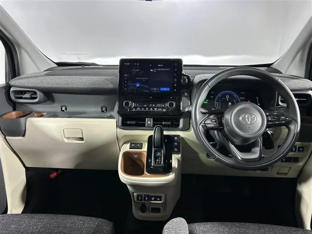 Toyota Sienna 2024 photo 2